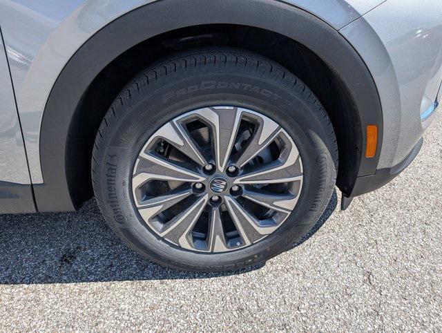 new 2025 Buick Envision car, priced at $40,235
