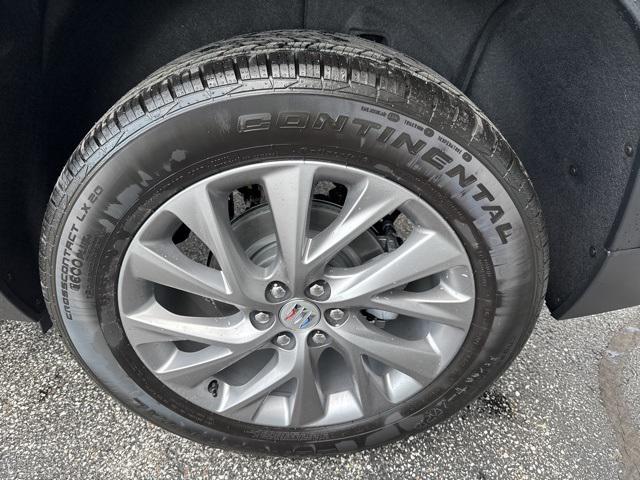 new 2025 Buick Enclave car, priced at $48,026