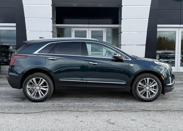 new 2025 Cadillac XT5 car, priced at $54,915