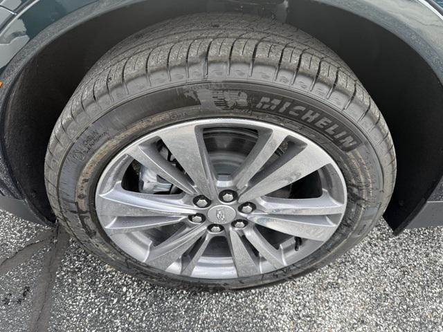 new 2025 Cadillac XT5 car, priced at $54,915