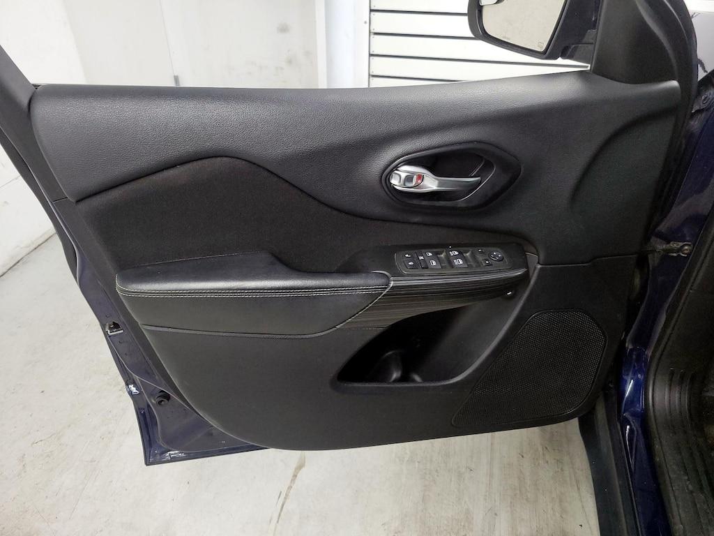 used 2014 Jeep Cherokee car, priced at $11,998