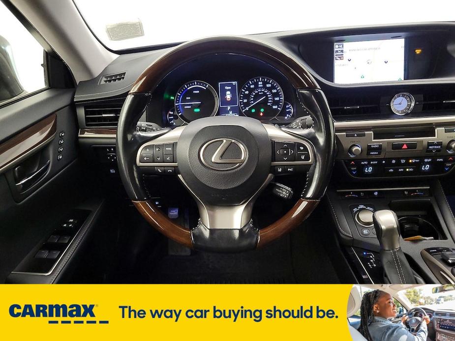 used 2017 Lexus ES 300h car, priced at $19,998