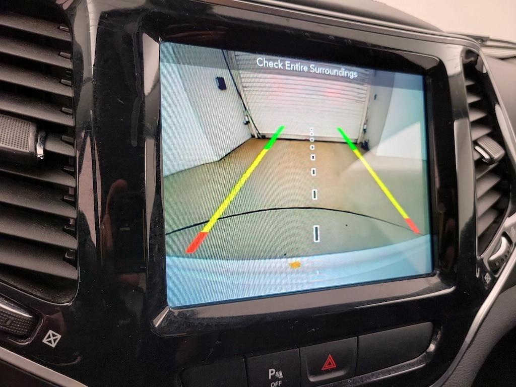 used 2019 Jeep Cherokee car, priced at $15,998