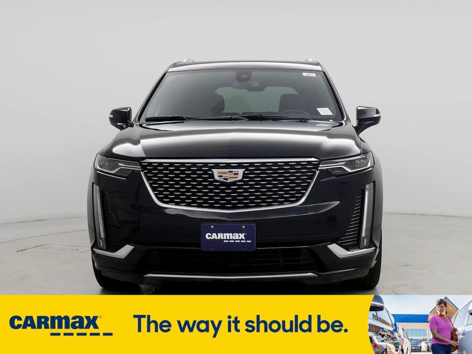 used 2023 Cadillac XT6 car, priced at $36,998