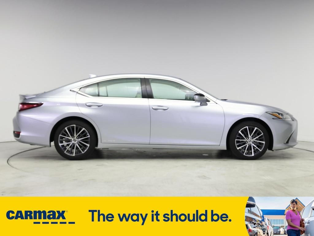 used 2022 Lexus ES 300h car, priced at $40,998