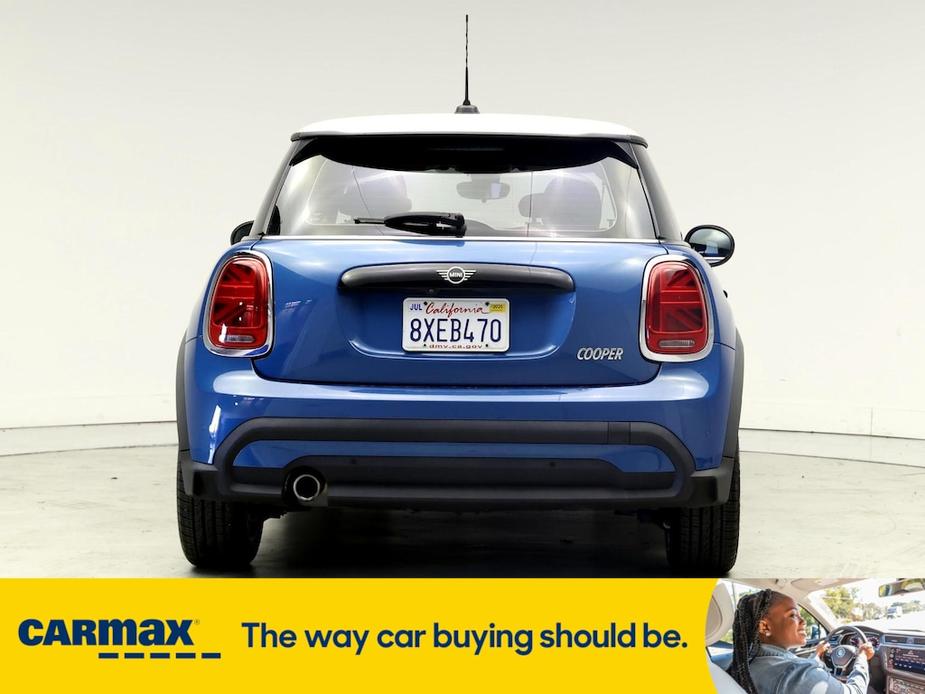 used 2022 MINI Hardtop car, priced at $19,998