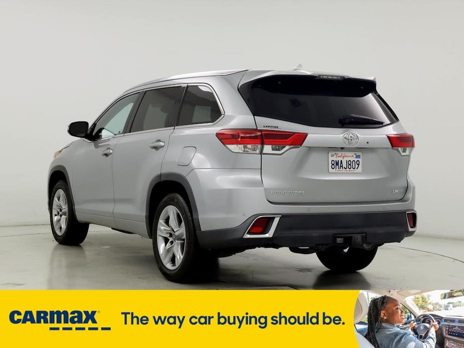 used 2019 Toyota Highlander car, priced at $31,998