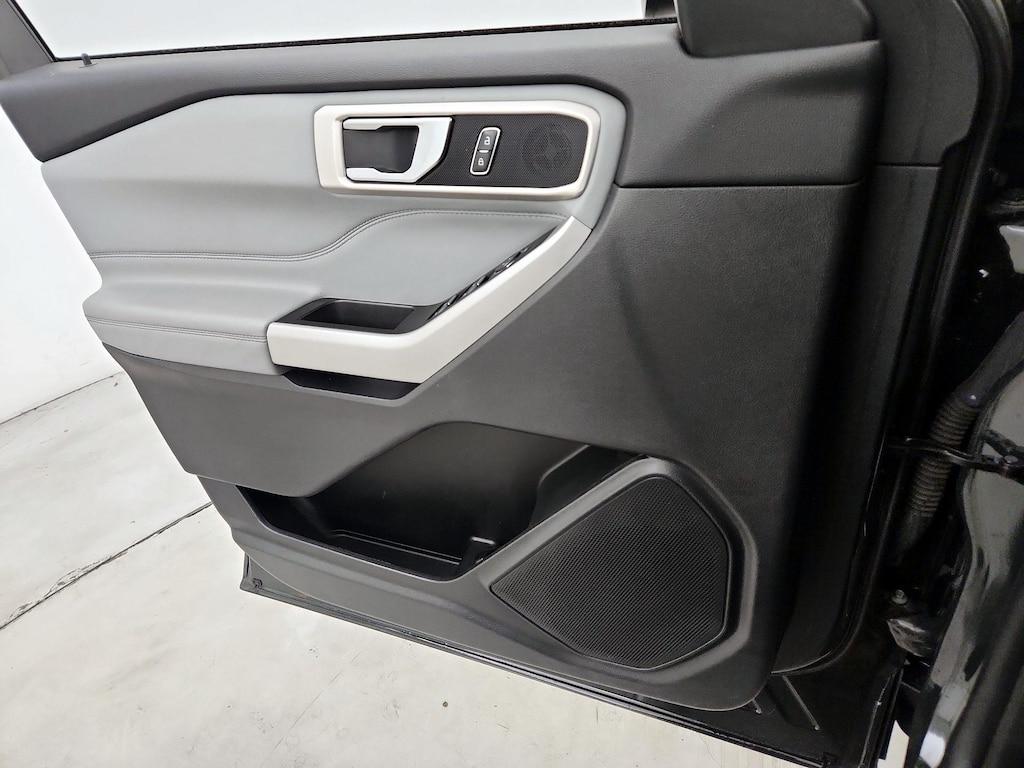used 2022 Ford Explorer car, priced at $27,998