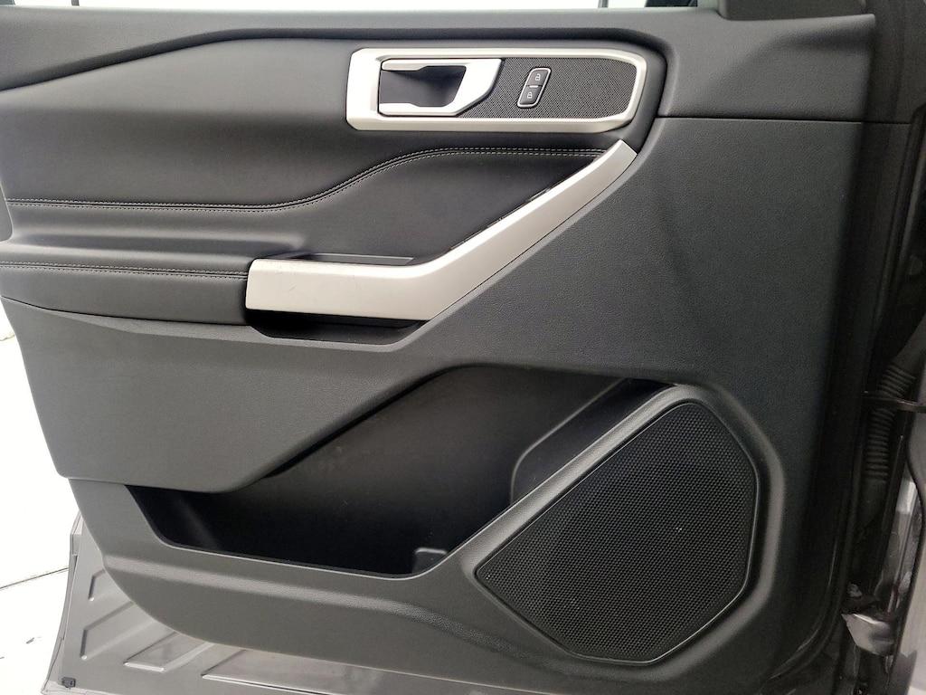 used 2023 Ford Explorer car, priced at $29,998