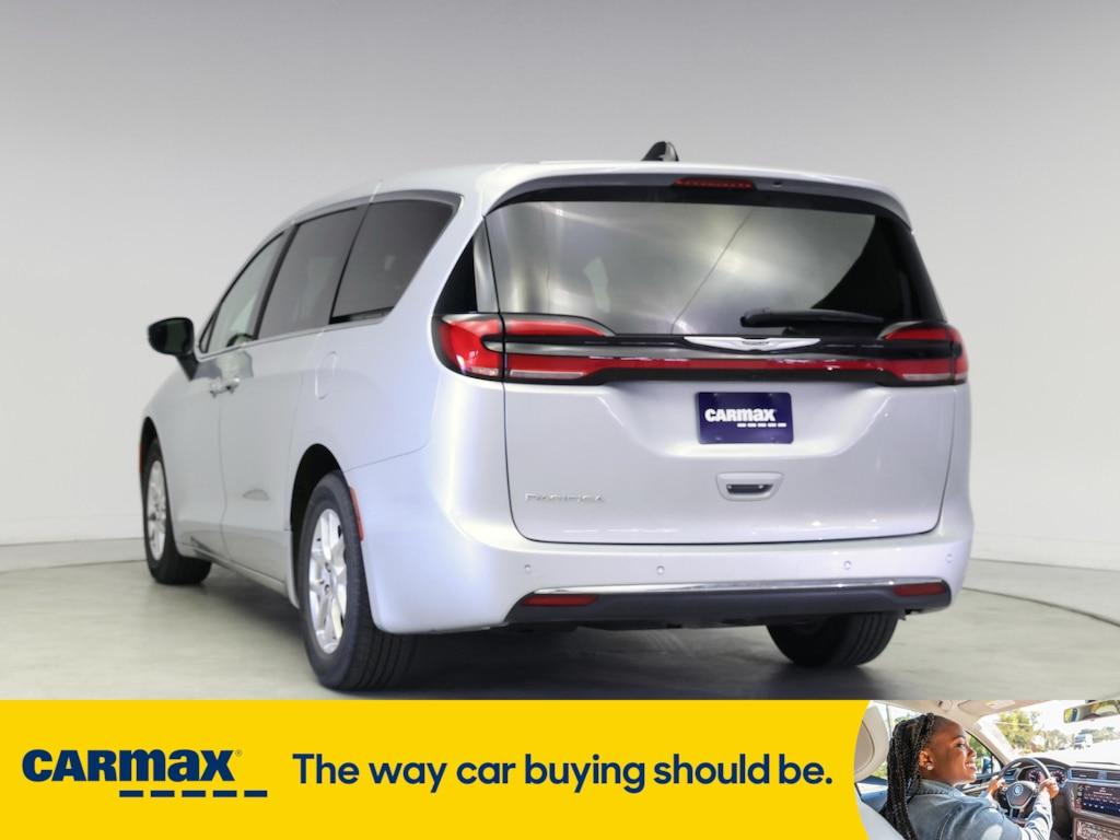 used 2023 Chrysler Pacifica car, priced at $23,998