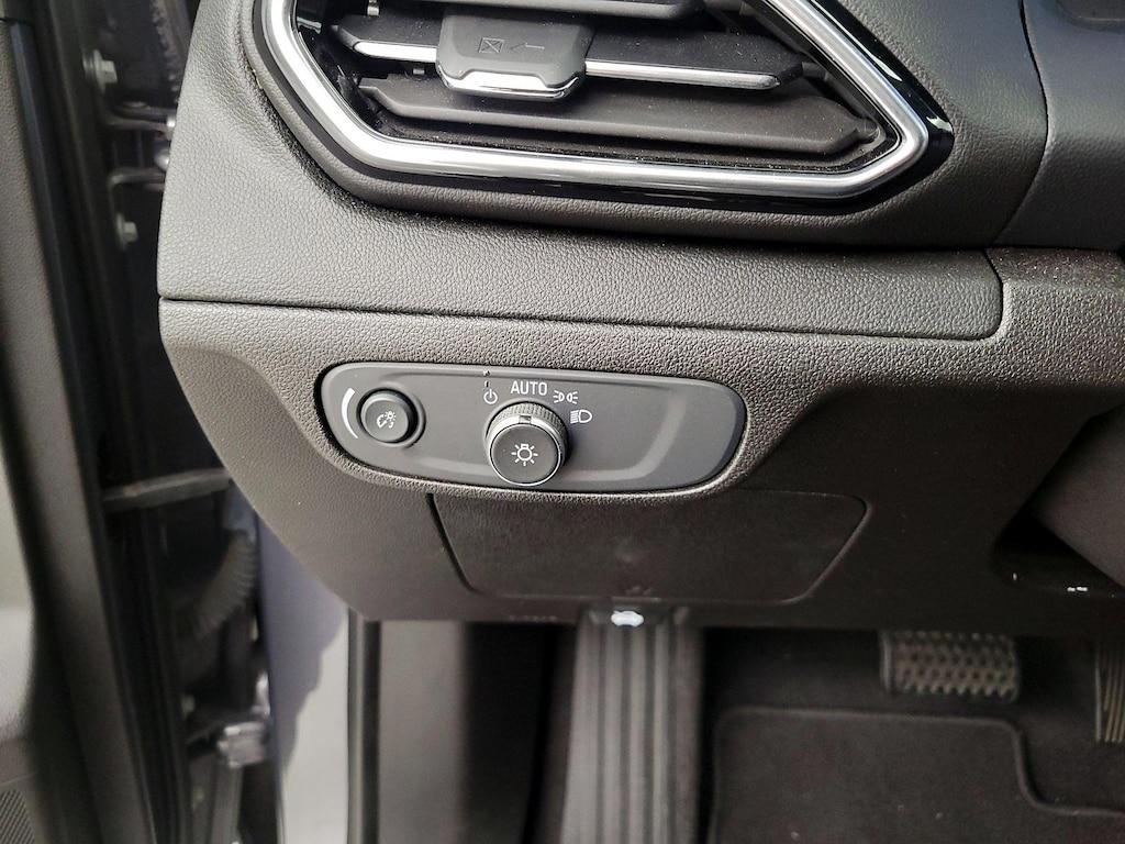 used 2022 Chevrolet Bolt EUV car, priced at $20,998