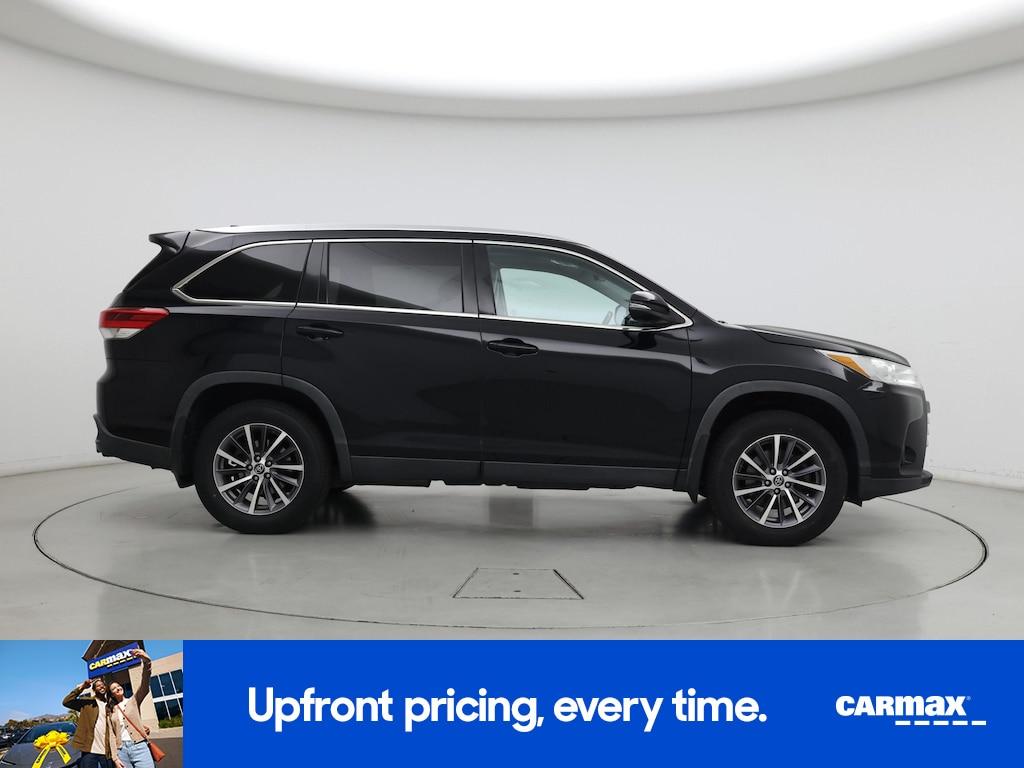 used 2019 Toyota Highlander car, priced at $27,998