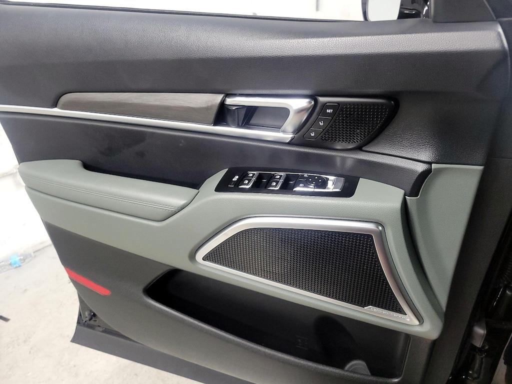 used 2023 Kia Telluride car, priced at $43,998