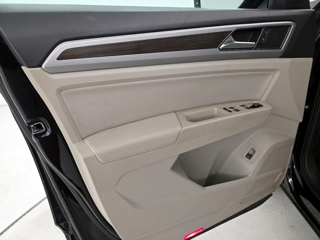 used 2018 Volkswagen Atlas car, priced at $18,998