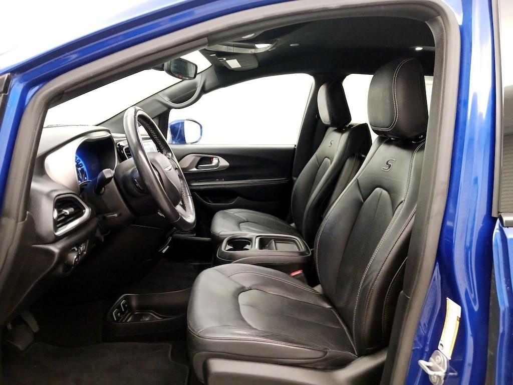 used 2020 Chrysler Pacifica car, priced at $24,998
