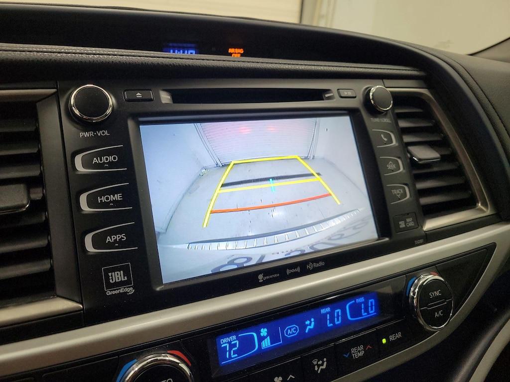 used 2019 Toyota Highlander Hybrid car, priced at $26,998