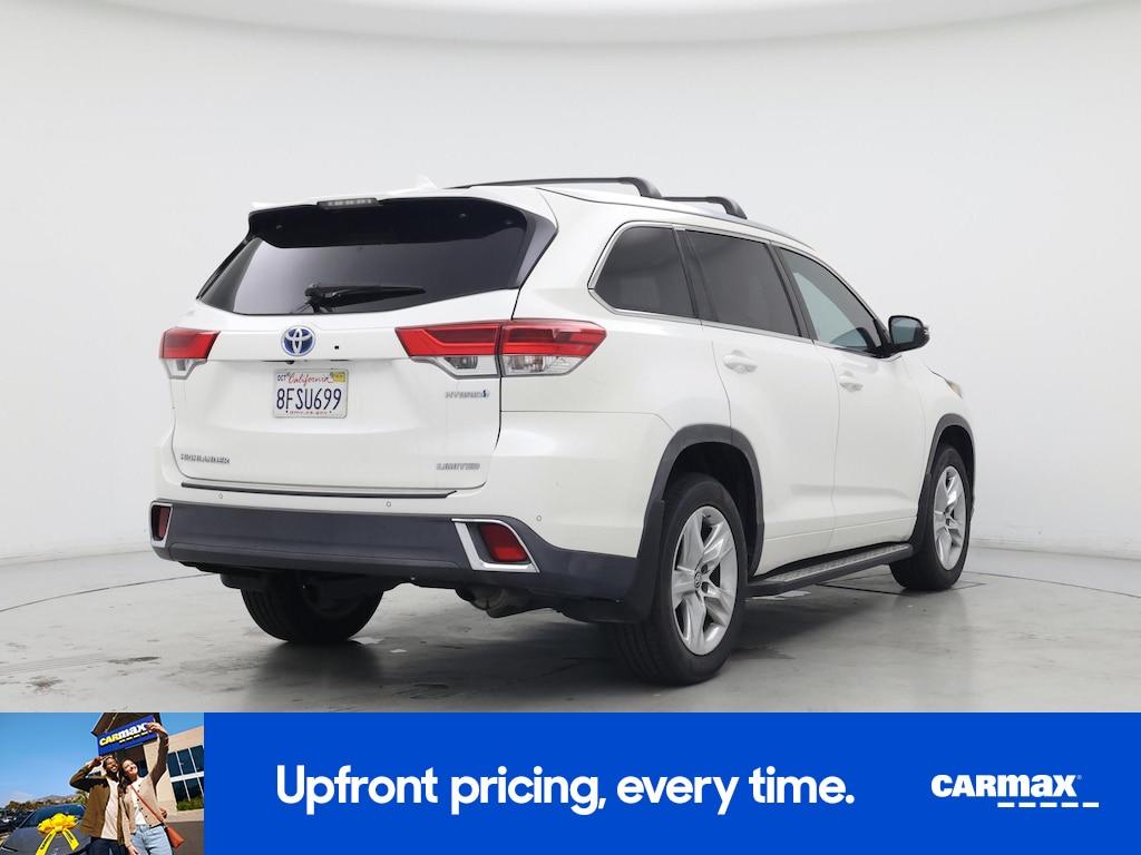 used 2019 Toyota Highlander Hybrid car, priced at $26,998