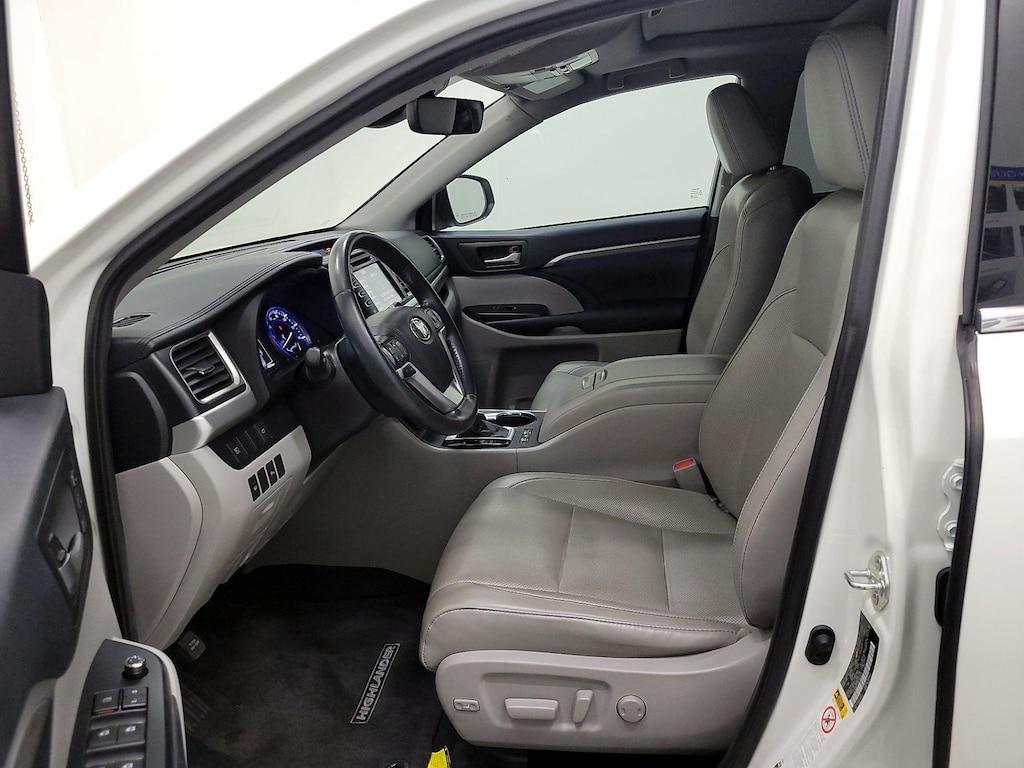 used 2019 Toyota Highlander Hybrid car, priced at $26,998