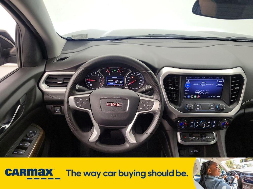 used 2022 GMC Acadia car, priced at $25,998