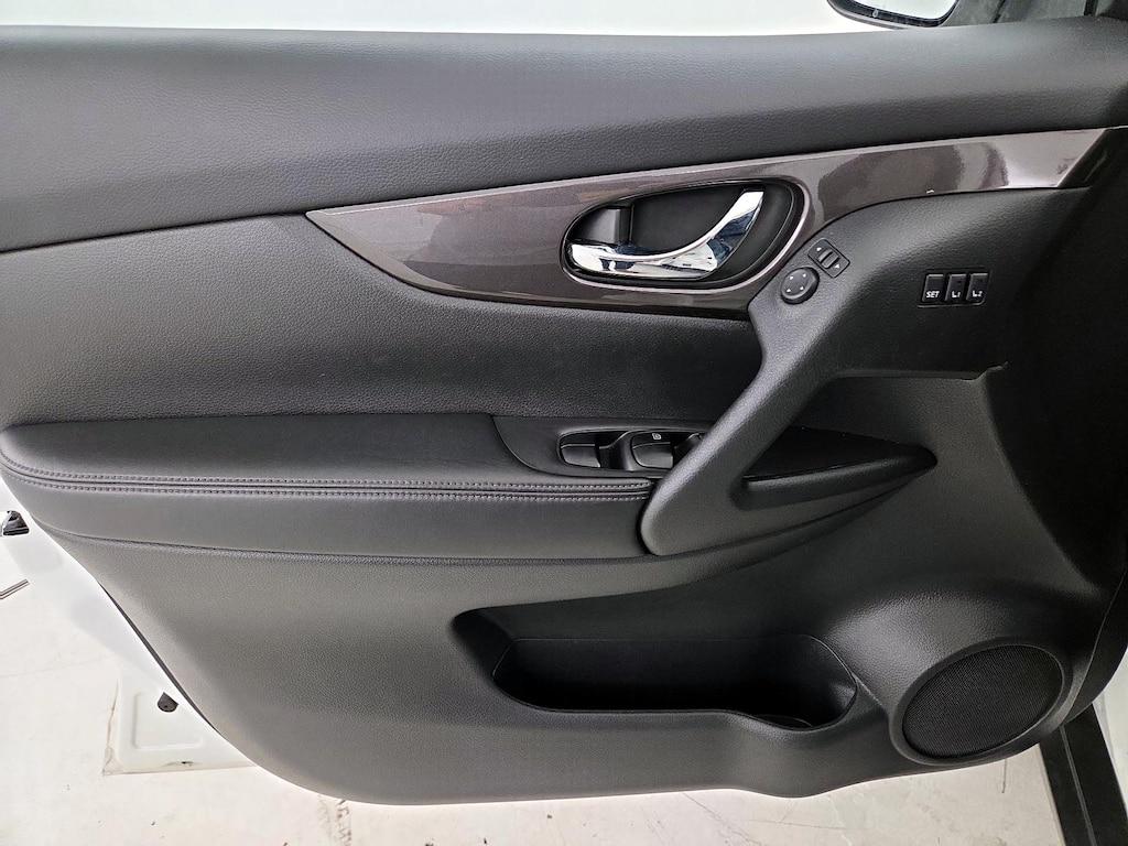 used 2019 Nissan Rogue car, priced at $16,998