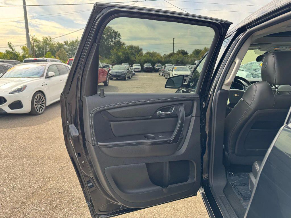 used 2016 Chevrolet Traverse car, priced at $9,495
