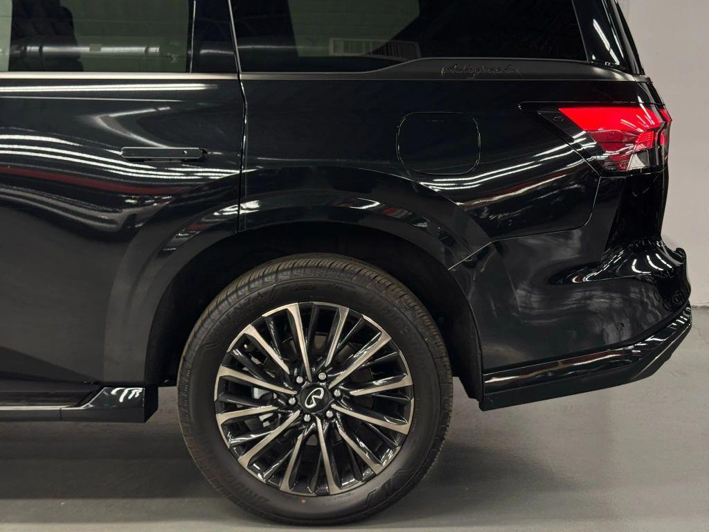 used 2025 INFINITI QX80 car, priced at $82,995