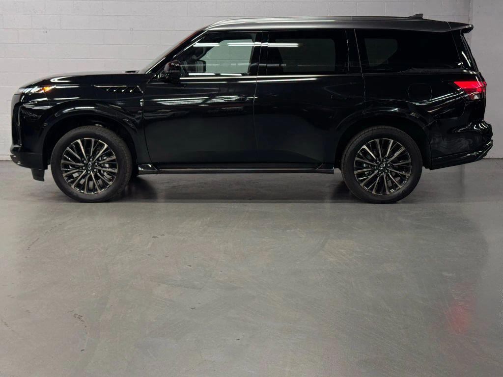 used 2025 INFINITI QX80 car, priced at $82,995
