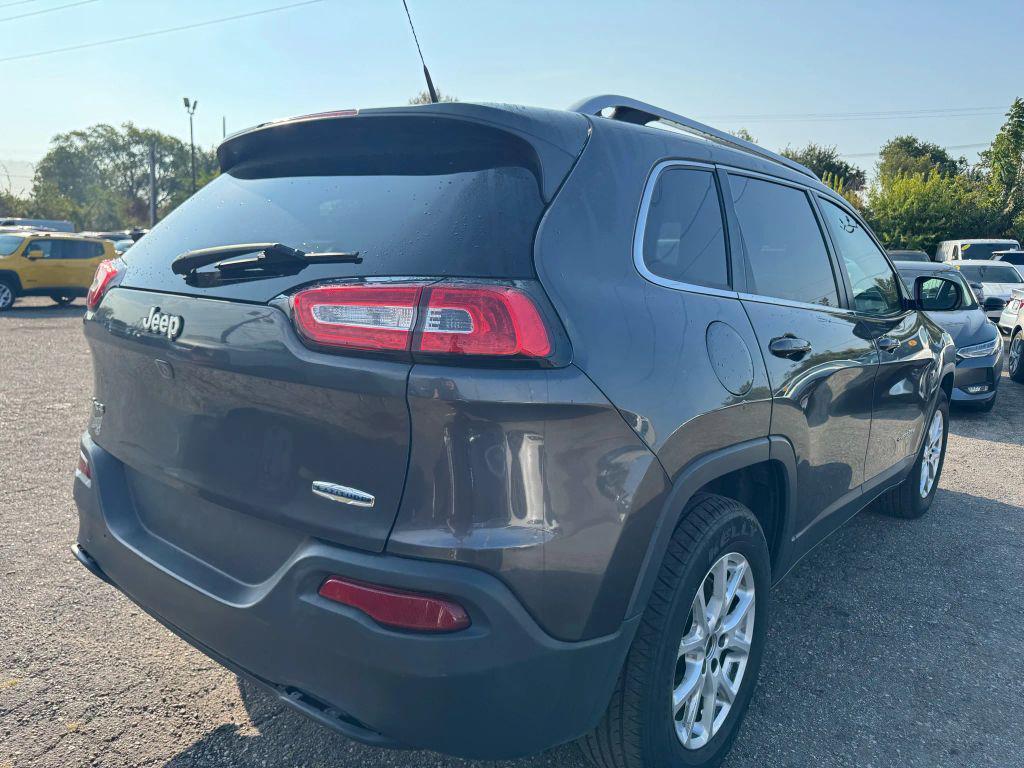 used 2015 Jeep Cherokee car, priced at $4,995
