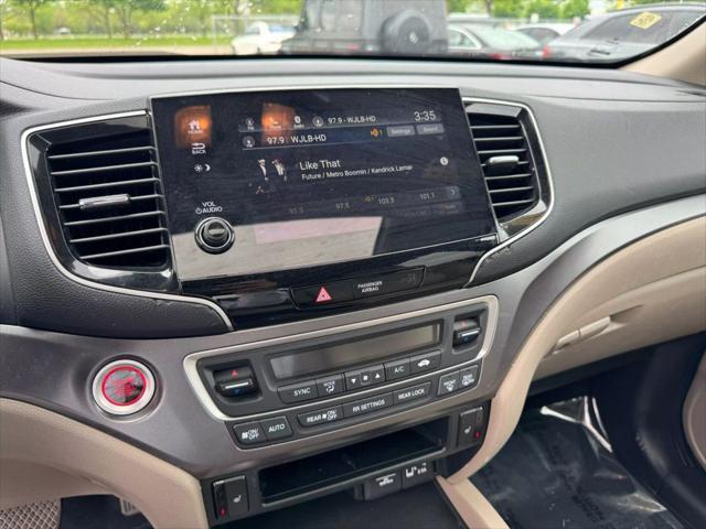 used 2021 Honda Pilot car, priced at $27,999