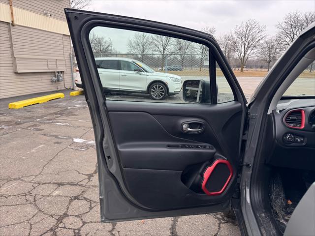 used 2021 Jeep Renegade car, priced at $15,995