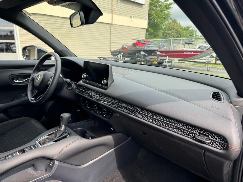 used 2025 Honda HR-V car, priced at $23,995
