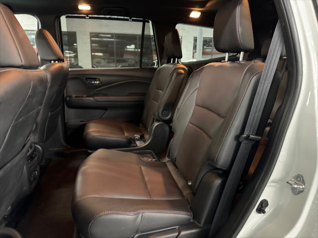 used 2022 Honda Pilot car, priced at $28,995