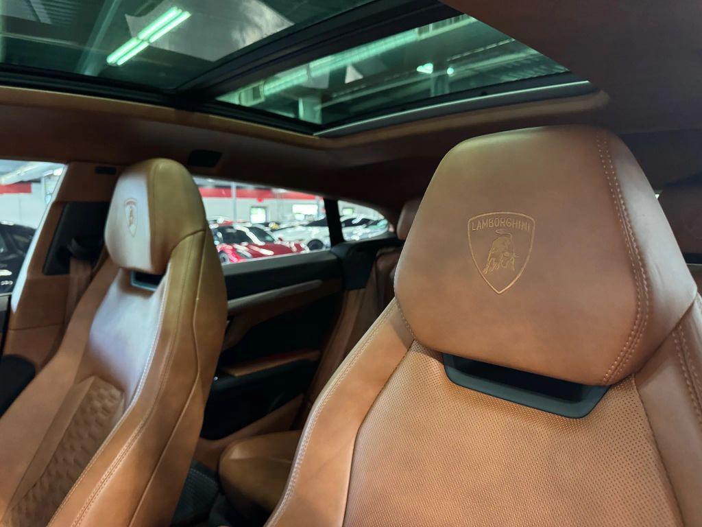 used 2021 Lamborghini Urus car, priced at $174,995