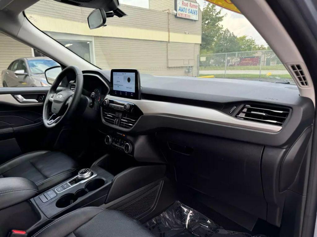 used 2022 Ford Escape car, priced at $21,995