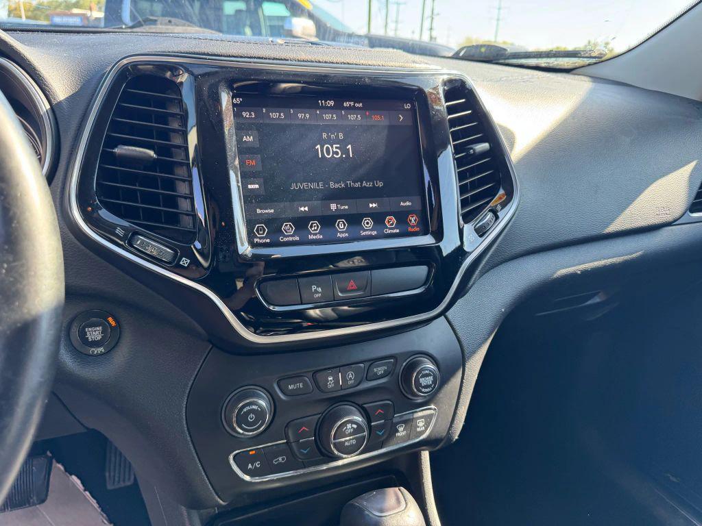 used 2019 Jeep Cherokee car, priced at $10,995