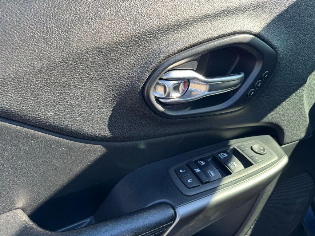 used 2019 Jeep Cherokee car, priced at $10,995