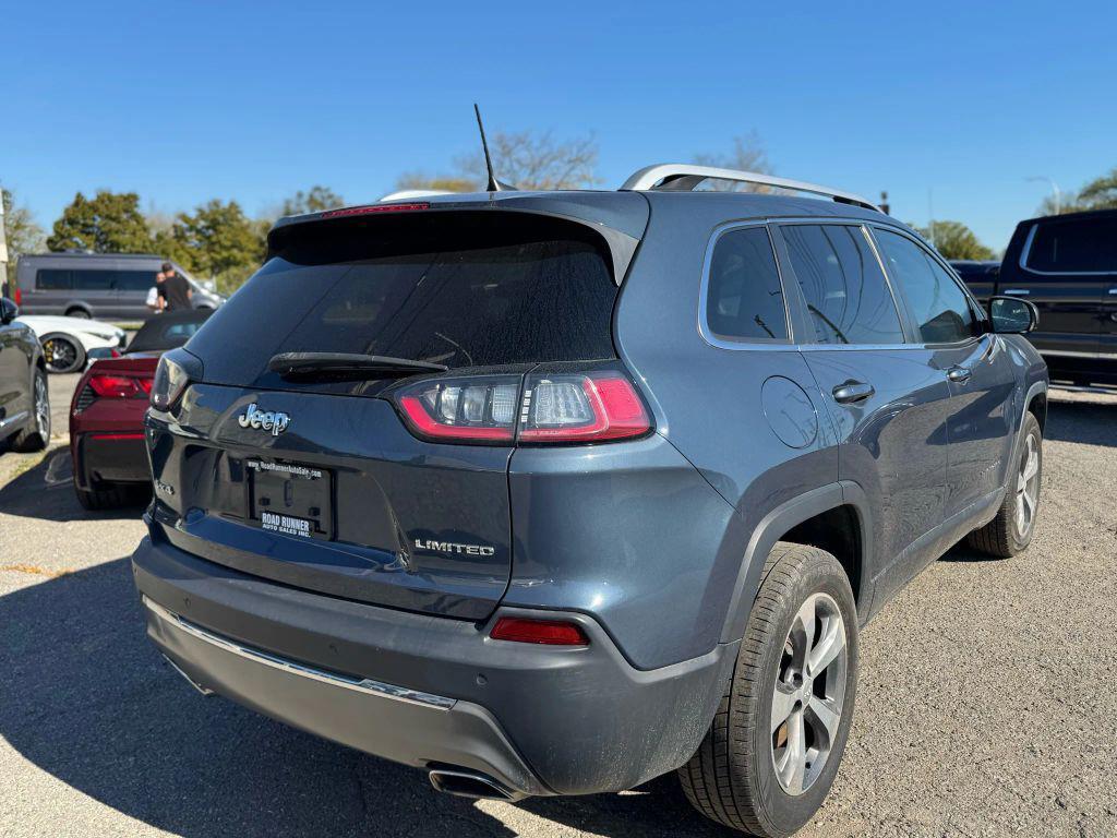 used 2019 Jeep Cherokee car, priced at $10,995
