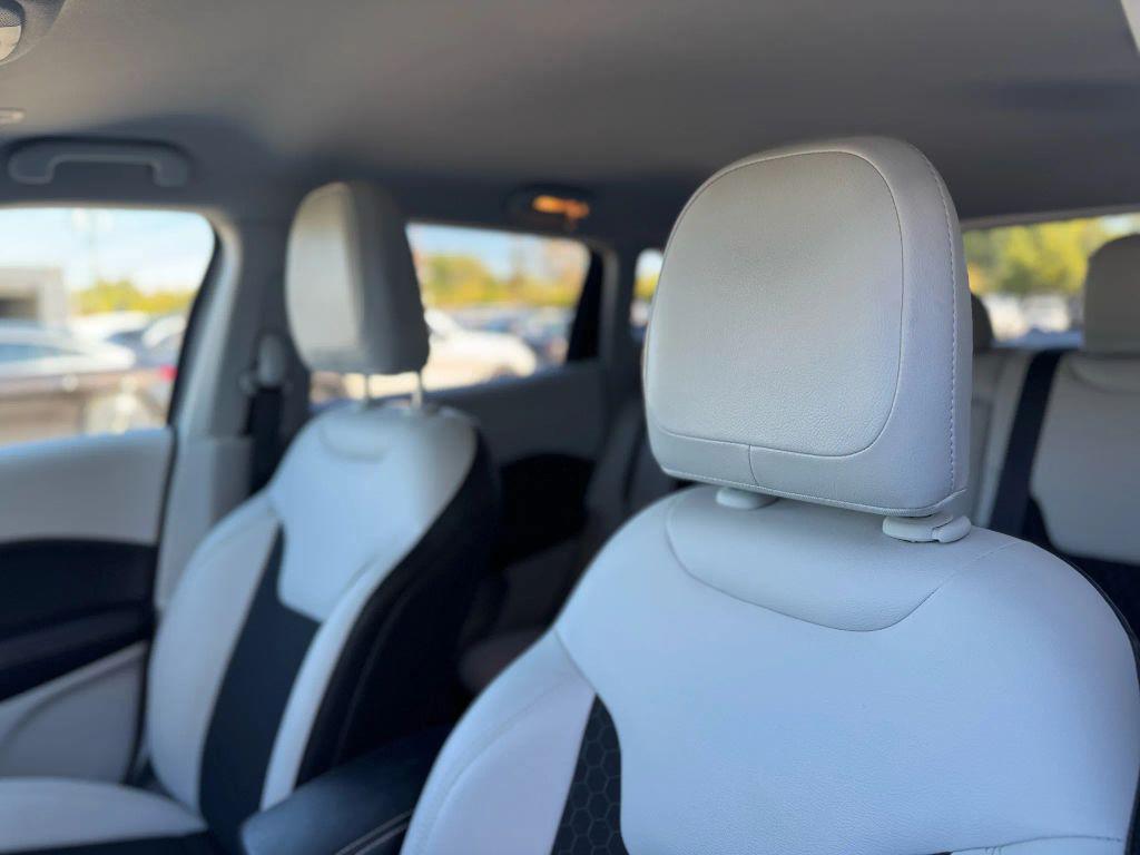 used 2018 Jeep Compass car, priced at $12,750