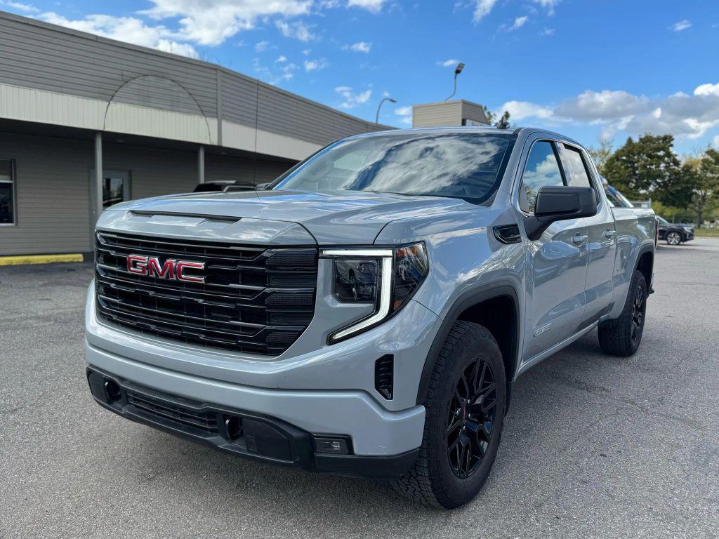 used 2024 GMC Sierra 1500 car, priced at $36,900