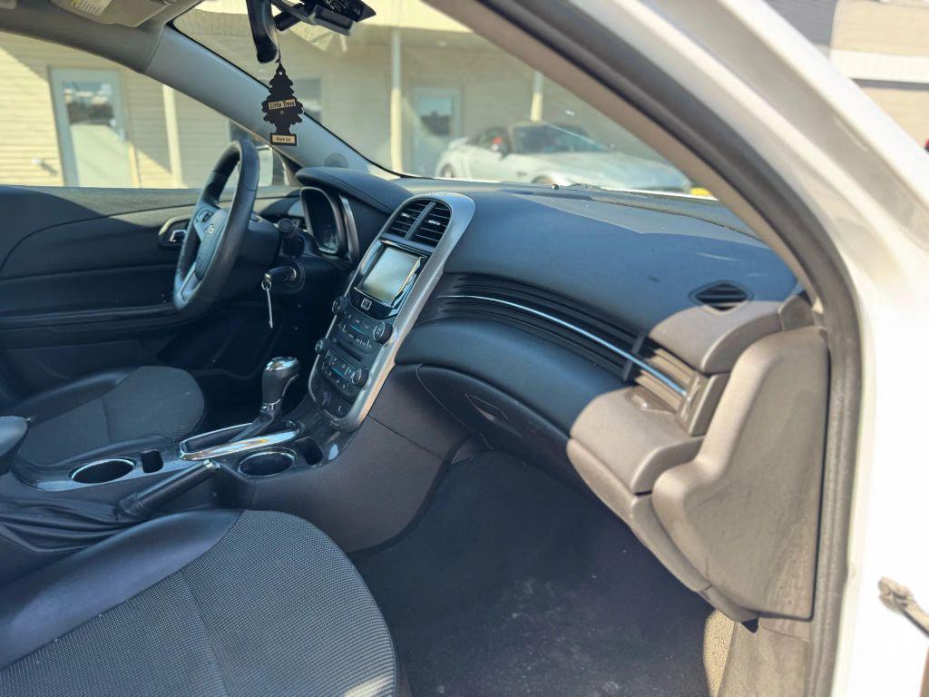 used 2015 Chevrolet Malibu car, priced at $3,995