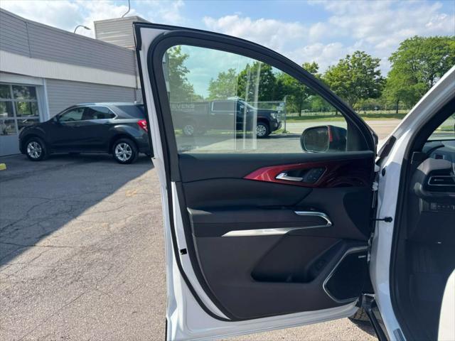 used 2024 Chevrolet Traverse car
