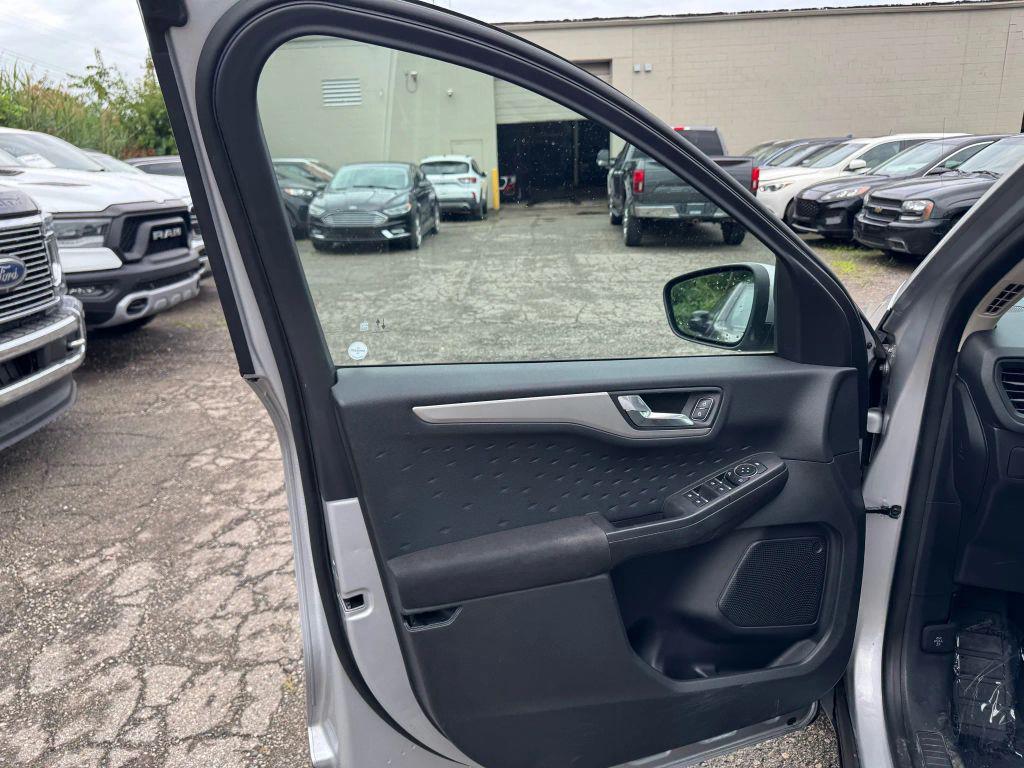 used 2020 Ford Escape car, priced at $10,260