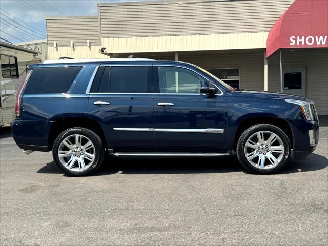 used 2017 Cadillac Escalade car, priced at $26,995