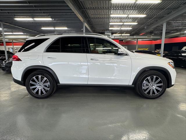 used 2024 Mercedes-Benz GLE 450 car, priced at $55,995