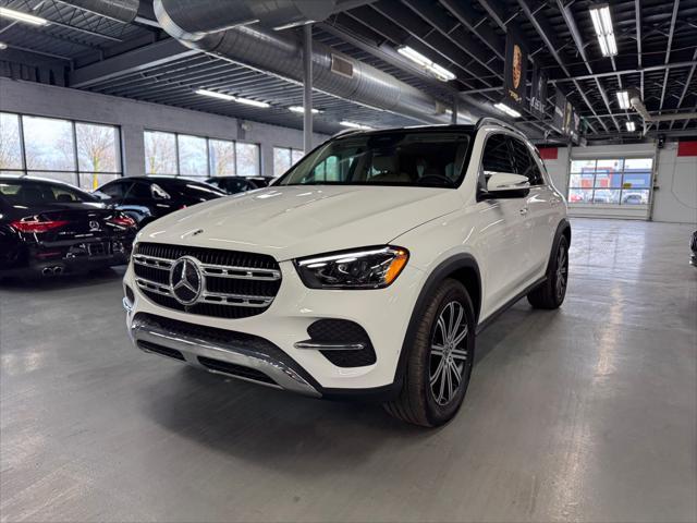 used 2024 Mercedes-Benz GLE 450 car, priced at $55,995