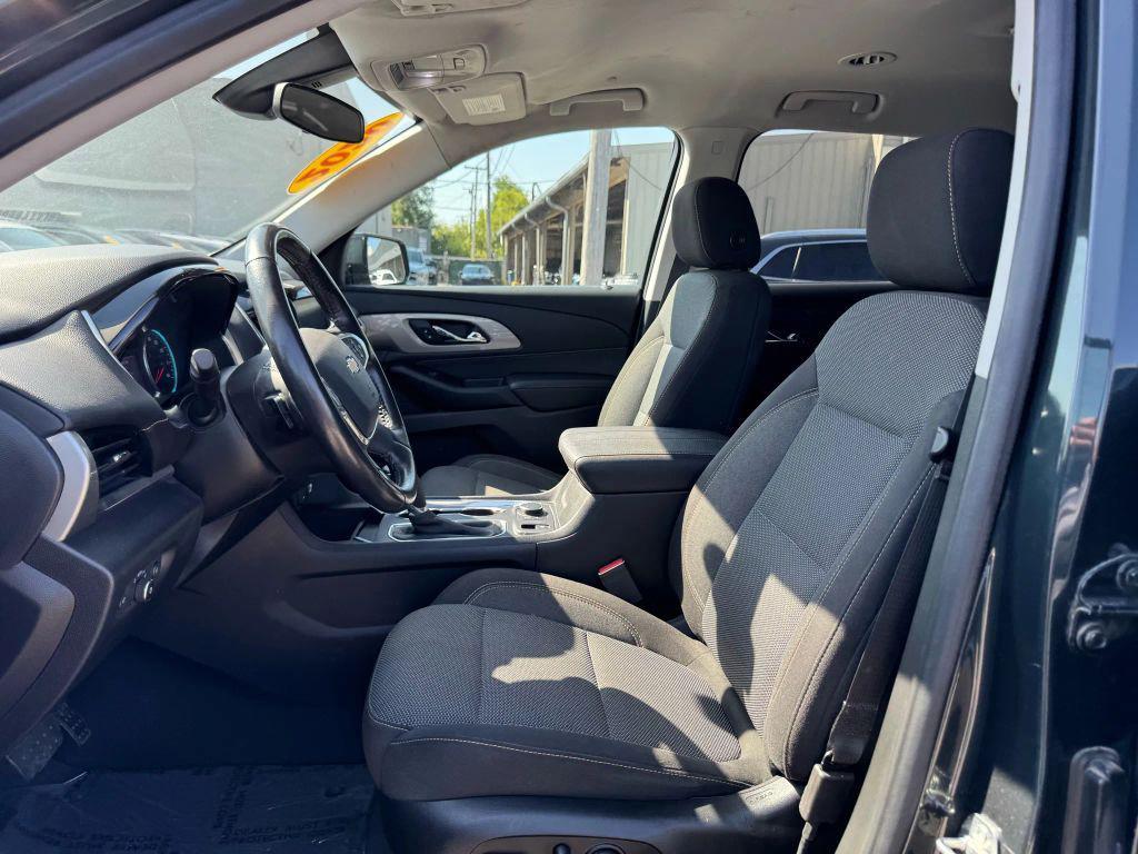 used 2020 Chevrolet Traverse car, priced at $17,995