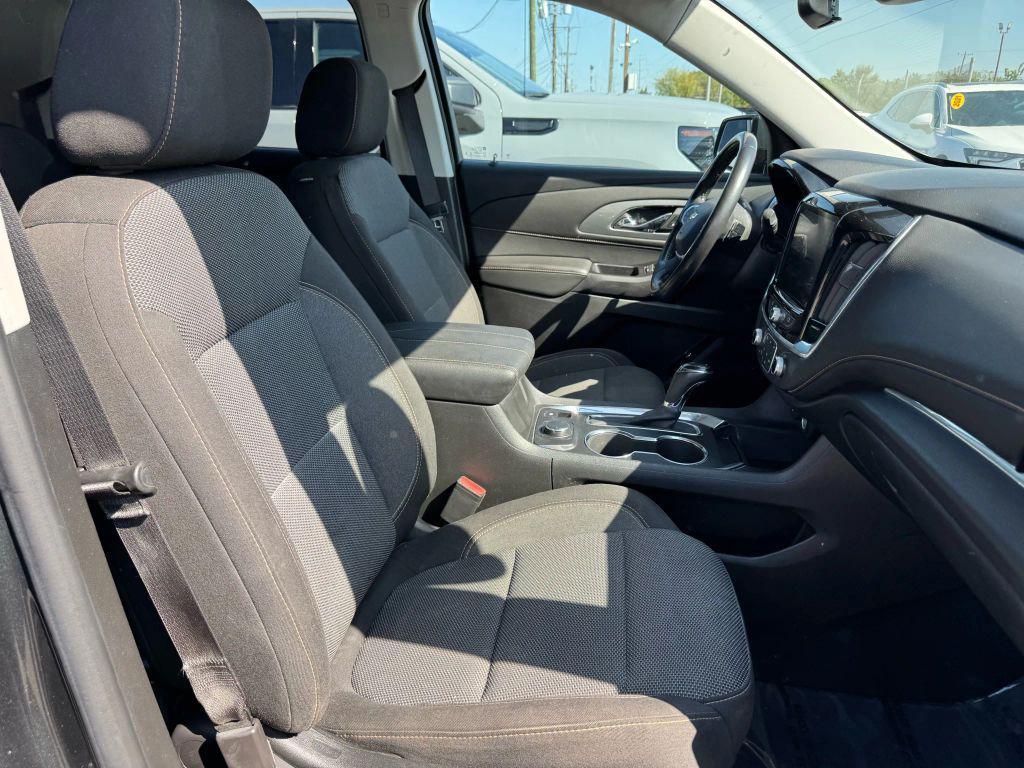 used 2020 Chevrolet Traverse car, priced at $17,995