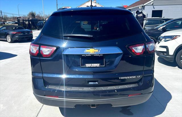 used 2015 Chevrolet Traverse car, priced at $9,895