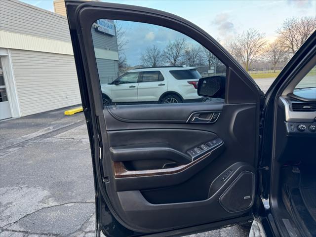 used 2015 Chevrolet Suburban car, priced at $13,995