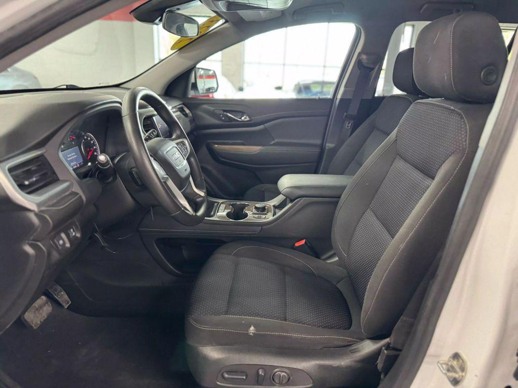 used 2023 GMC Acadia car, priced at $22,995
